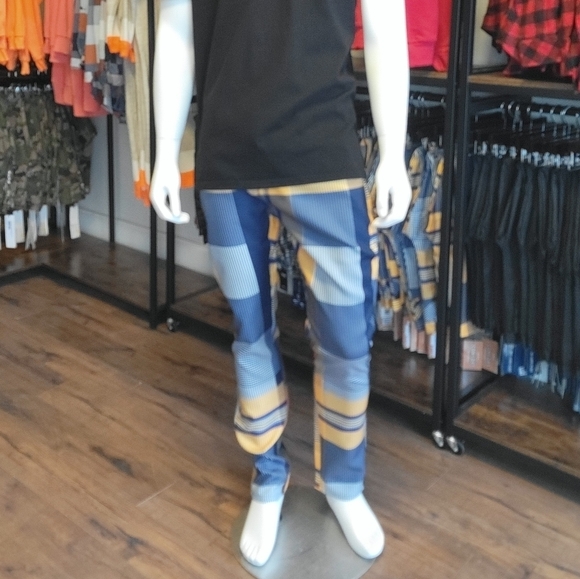 Suslo Couture Other - NWT𝅺 SUSLO COUTURE PLAID STRAIGHT FIT WAIST PLEATED PANTS -MUSTARD